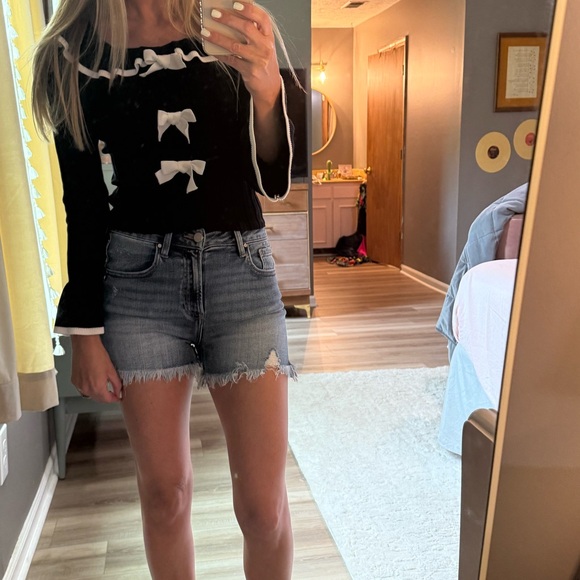 ILLA ILLA Tops - ILLA ILLA Black Sweater Top with White Ruffles